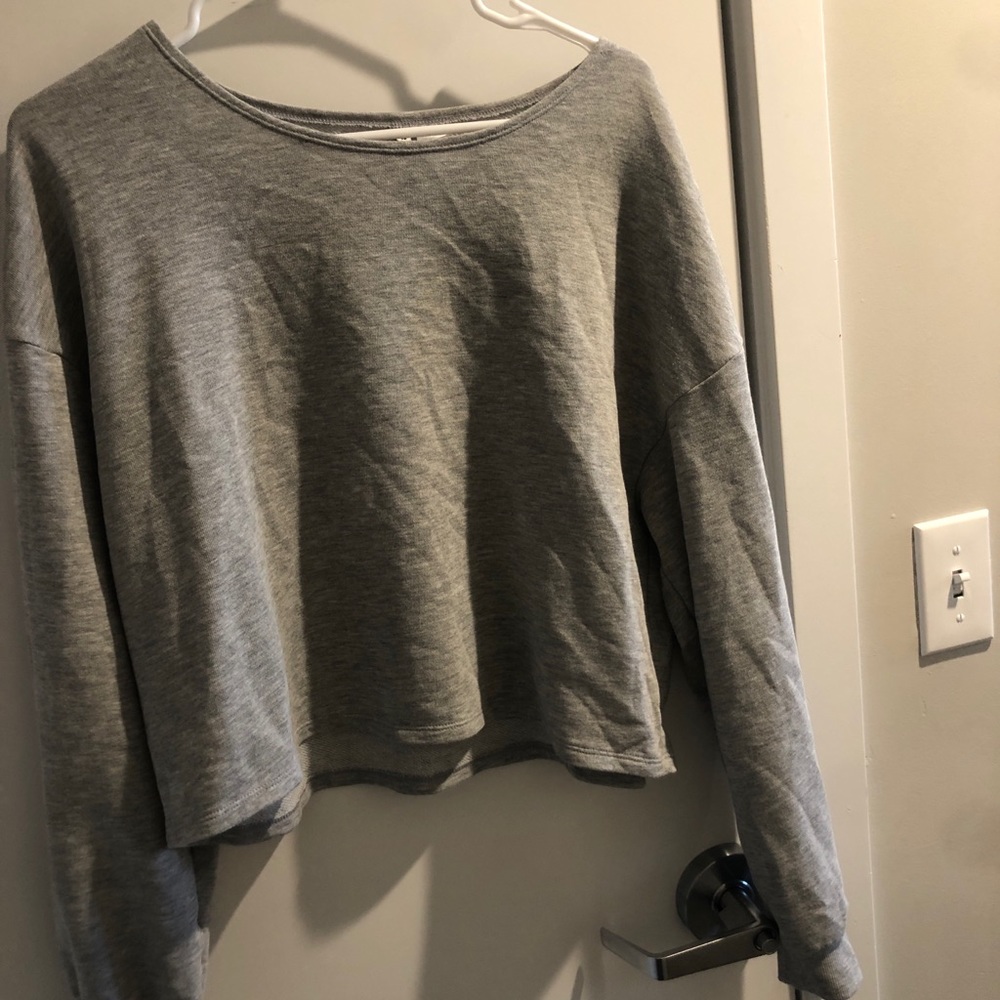 Off the shoulder cropped grey sweatshirt